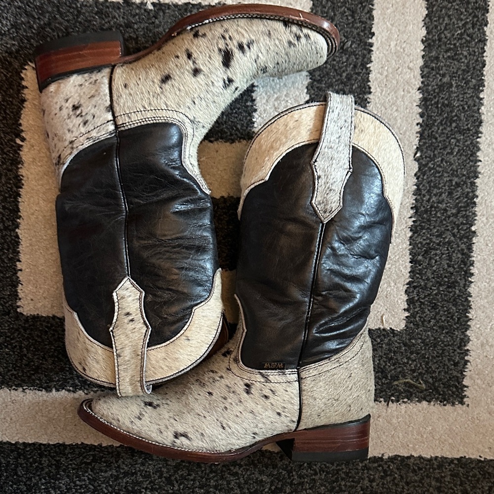 A&A Western Wear Cowgirl Boots size 8.5